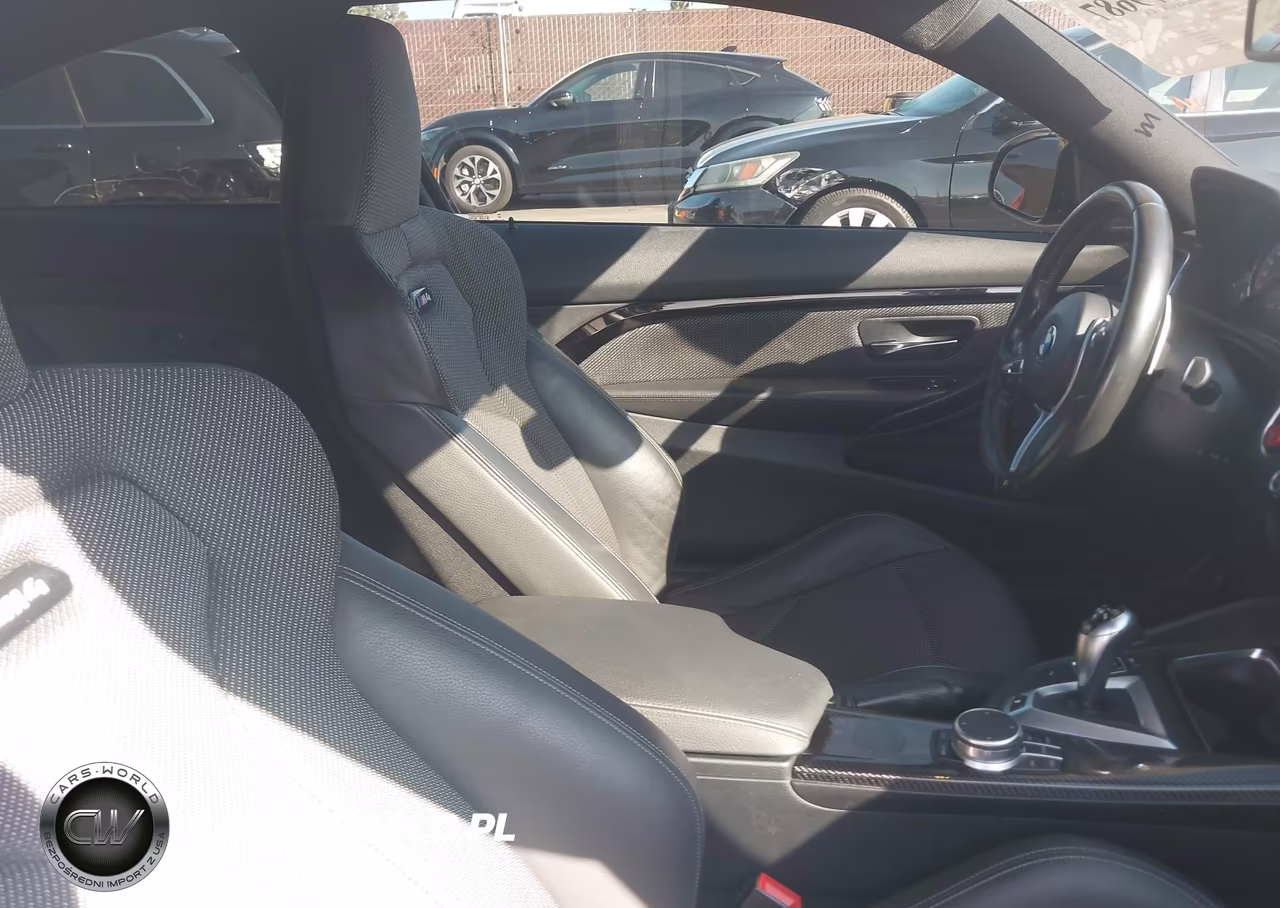 2019 BMW M4 VIN:WBS4Y9C55KAG67743 - 5