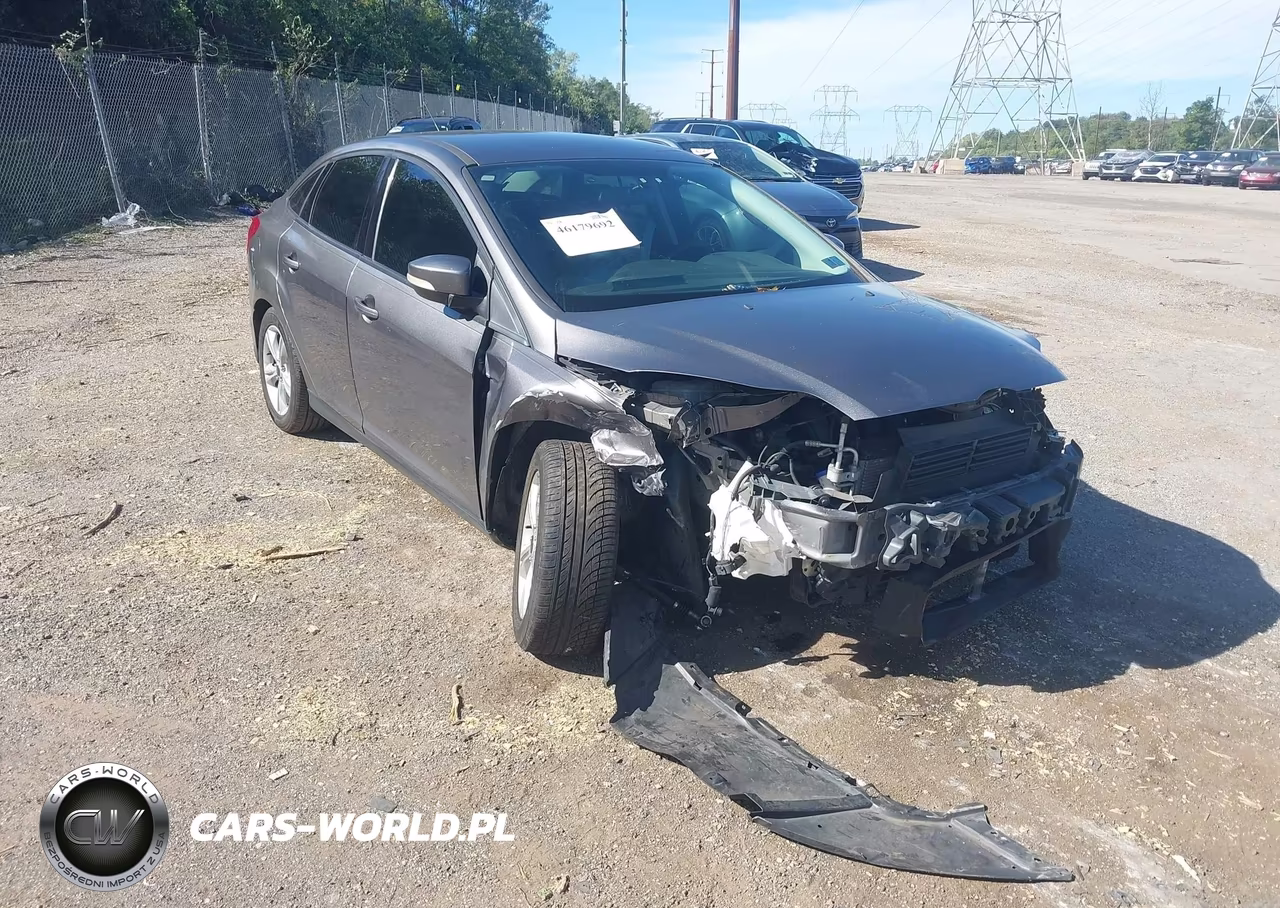 2014 Ford Focus Se VIN:1FADP3F2XEL353140 - 1