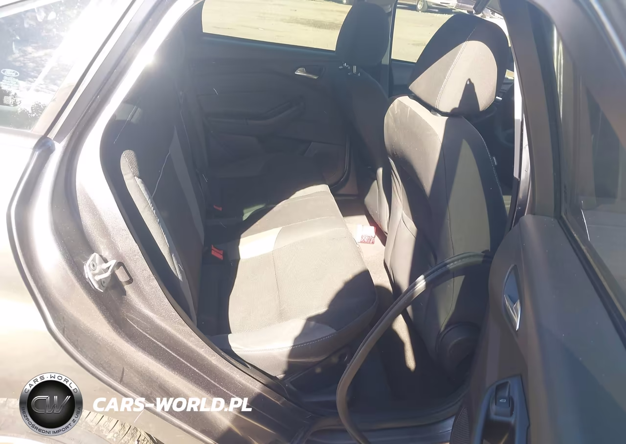 2014 Ford Focus Se VIN:1FADP3F2XEL353140 - 8