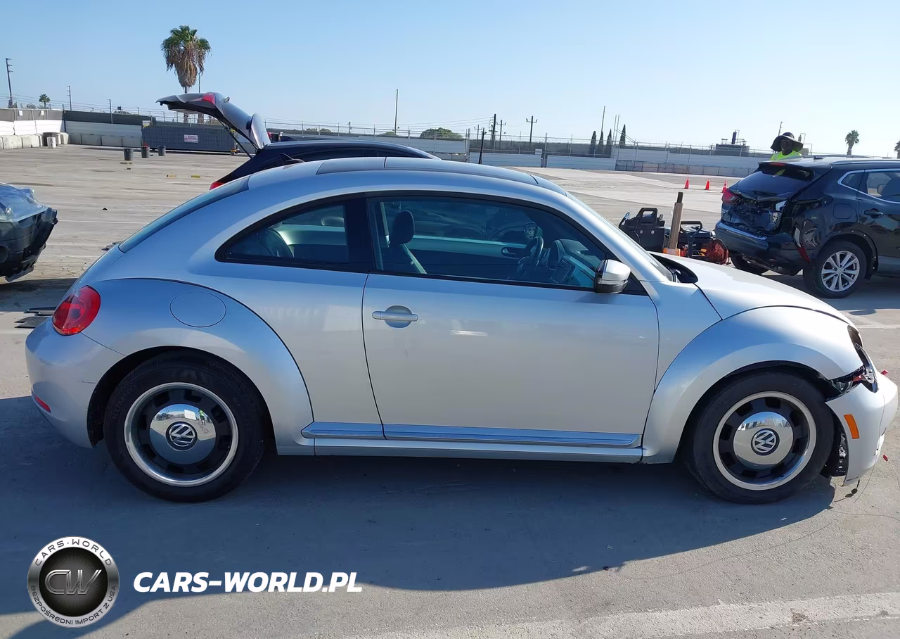 2012 Volkswagen Beetle 2.5L VIN:3VWJP7AT9CM634326 - 13