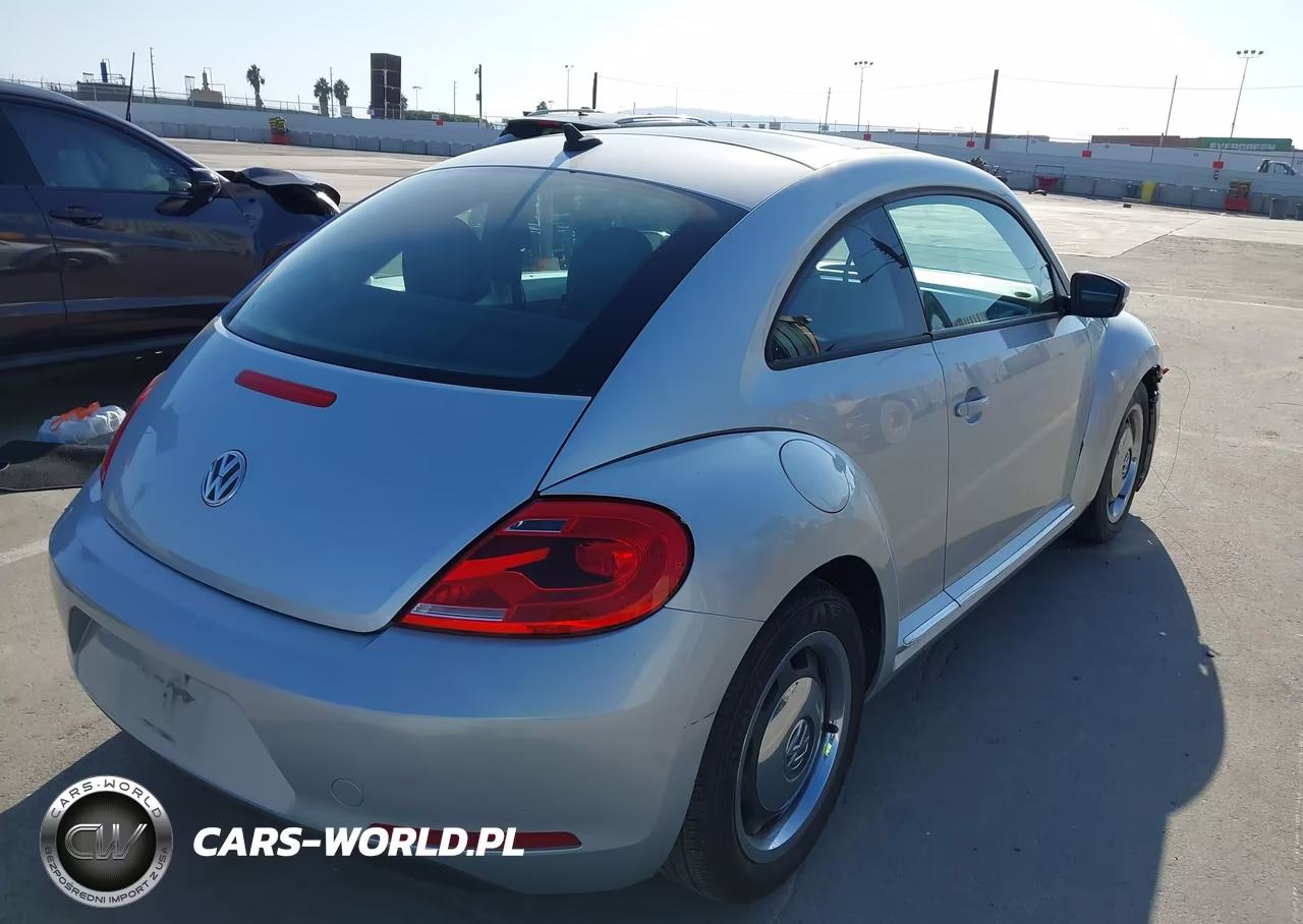 2012 Volkswagen Beetle 2.5L VIN:3VWJP7AT9CM634326 - 4