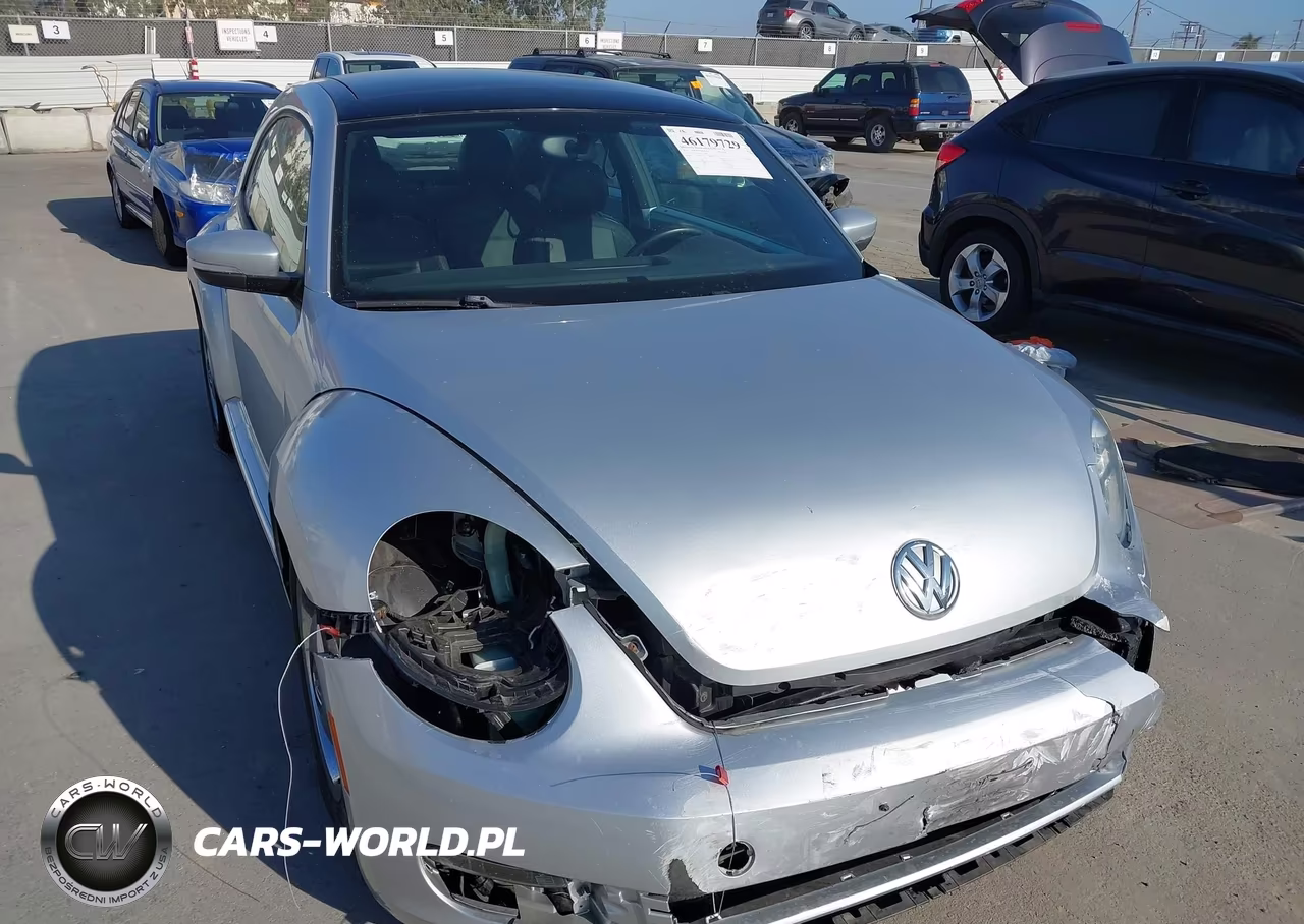 2012 Volkswagen Beetle 2.5L VIN:3VWJP7AT9CM634326 - 6