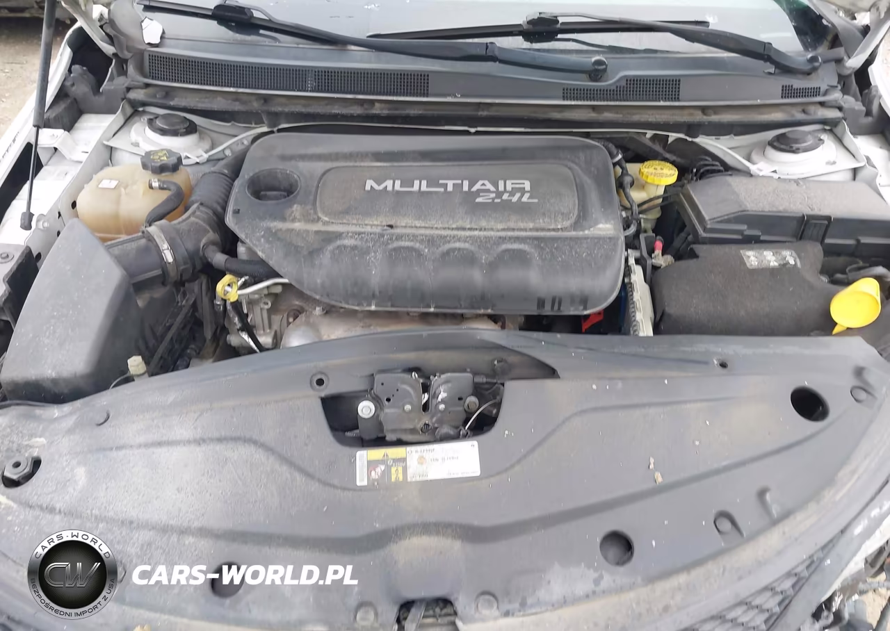 2015 Chrysler 200 S VIN:1C3CCCBB1FN621963 - 10