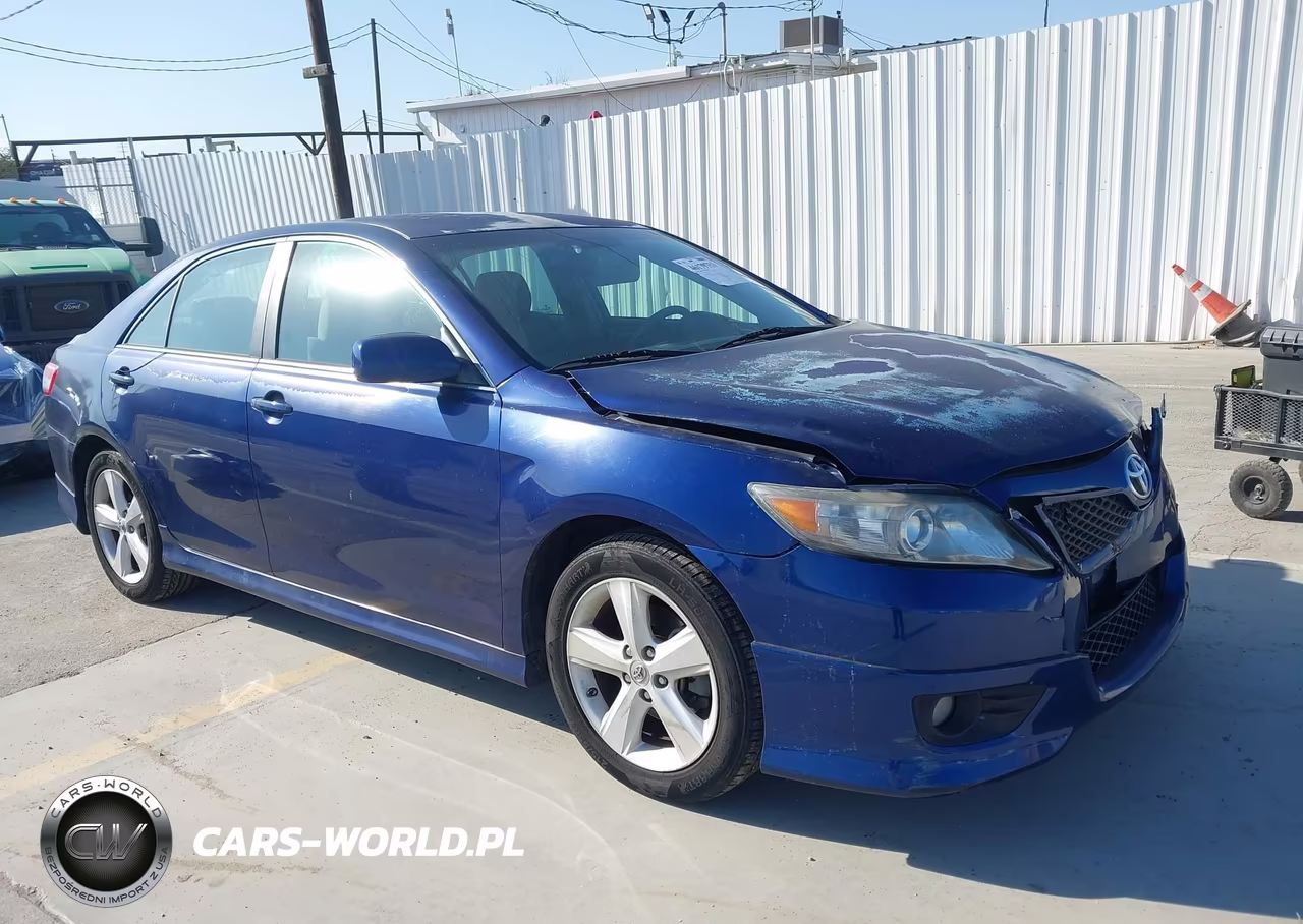 2011 Toyota Camry Se – zdjęcie 1 z 16