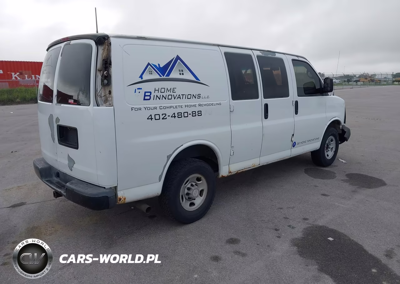 2008 Chevrolet Express Work Van VIN:1GCGG25C881157662 - 4