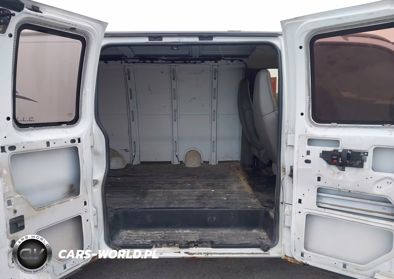 2008 Chevrolet Express Work Van VIN:1GCGG25C881157662 - 8