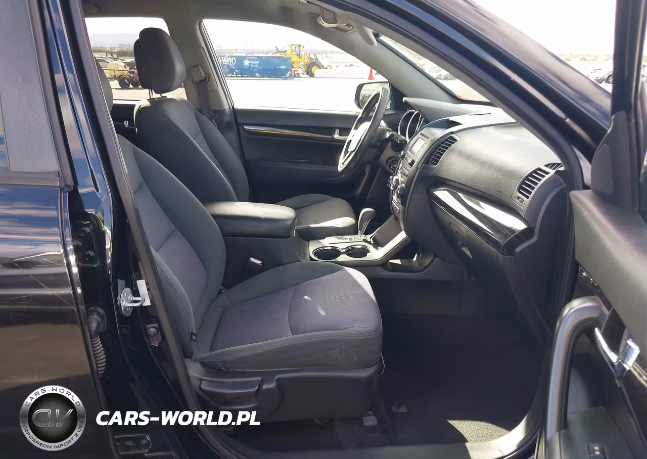 2013 Kia Sorento Lx VIN:5XYKT3A64DG392971 - 5