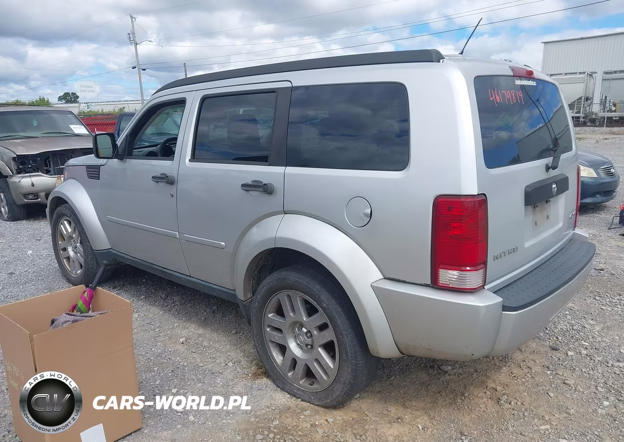 2008 Dodge Nitro Sxt VIN:1D8GU28K78W104905 - 3