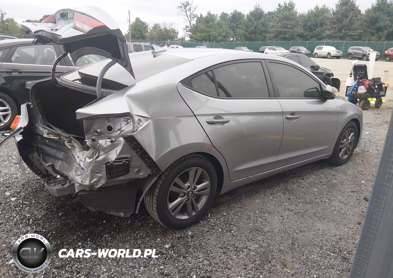 2017 Hyundai Elantra Se VIN:5NPD84LF7HH020214 - 4