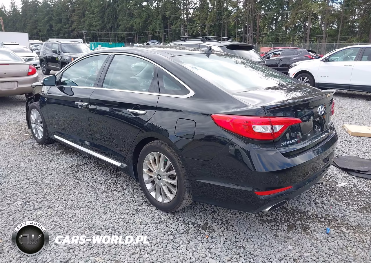 2015 Hyundai Sonata Limited VIN:5NPE34AFXFH034482 - 3