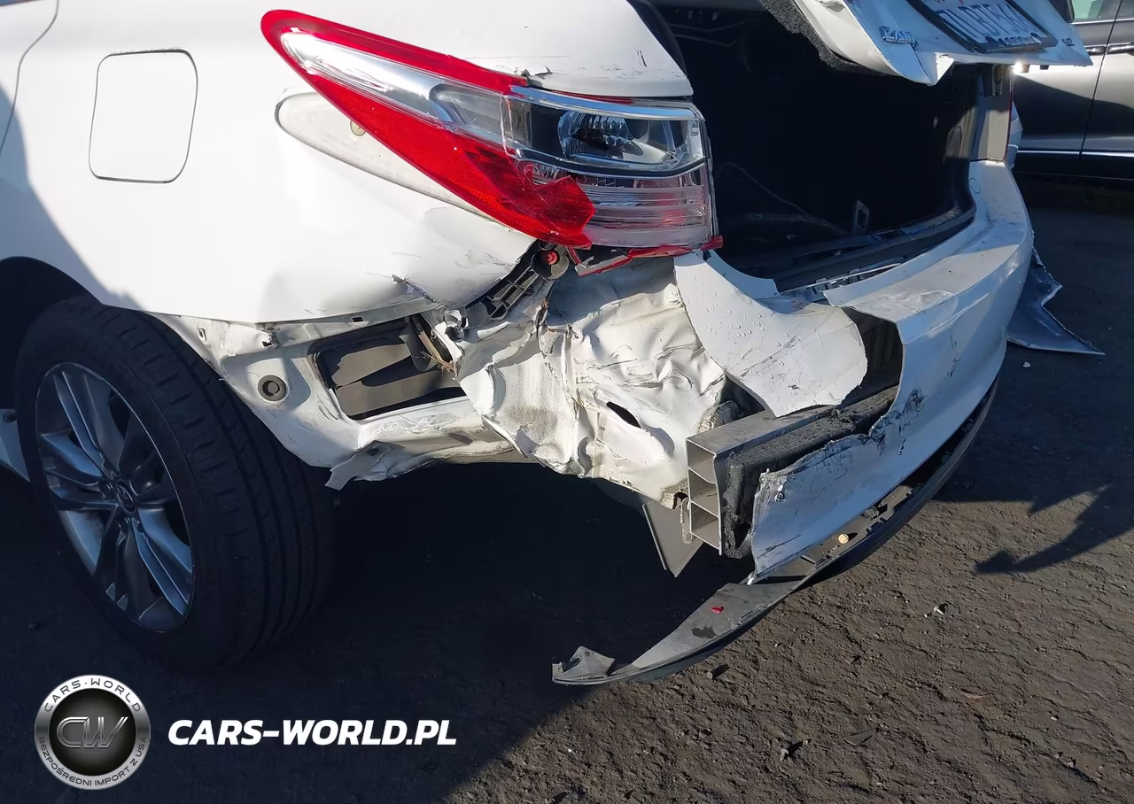 2015 Toyota Camry Se VIN:4T1BF1FK1FU047301 - 19