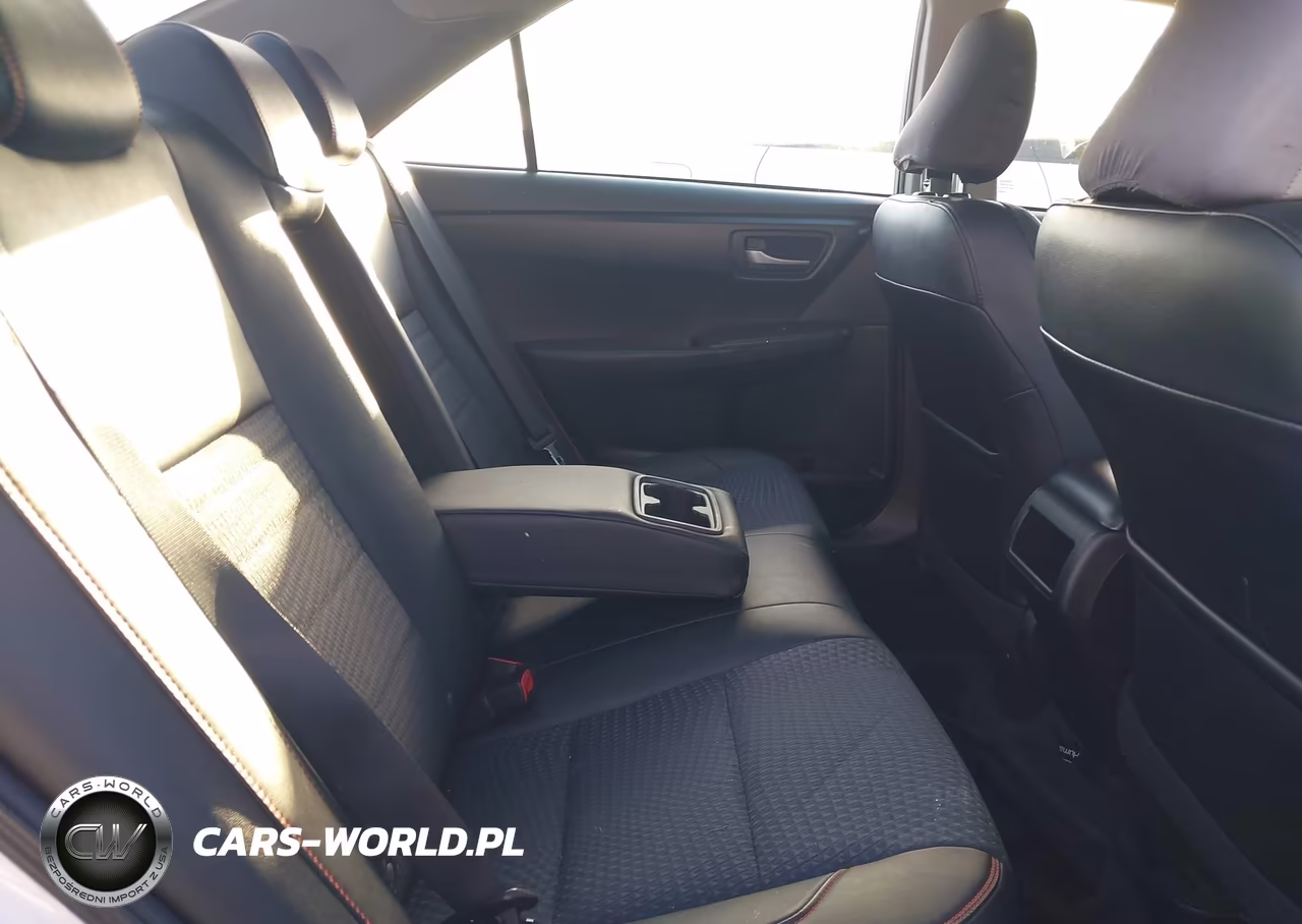 2015 Toyota Camry Se VIN:4T1BF1FK1FU047301 - 8