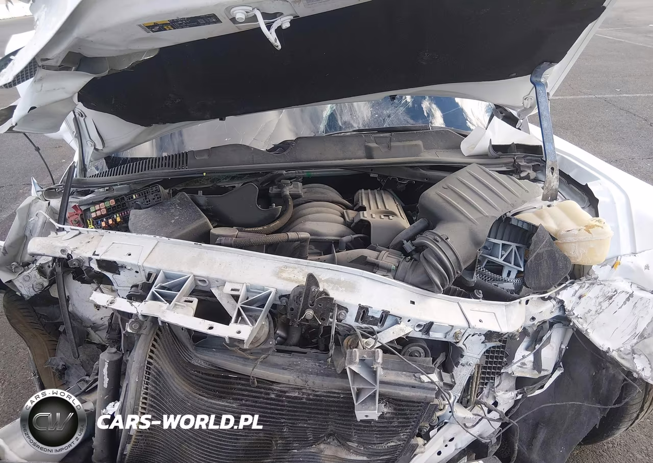 2019 Dodge Challenger R-T Scat Pack VIN:2C3CDZFJ0KH607122 - 10