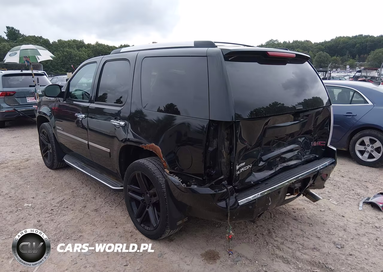 2012 GMC Yukon Denali VIN:1GKS2EEF4CR302716 - 3