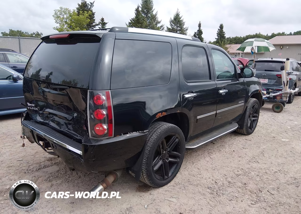 2012 GMC Yukon Denali VIN:1GKS2EEF4CR302716 - 4