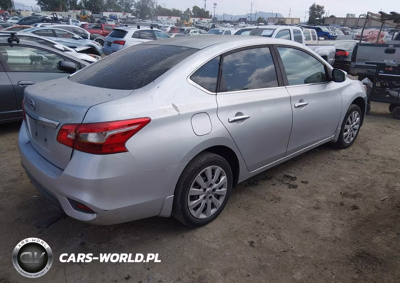 2016 Nissan Sentra S VIN:3N1AB7AP1GY333619 - 4