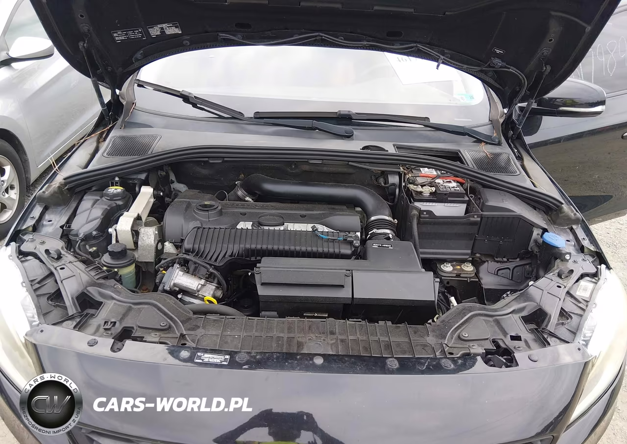 2016 Volvo V60 Cross Country Premier VIN:YV4612HK8G1019258 - 10