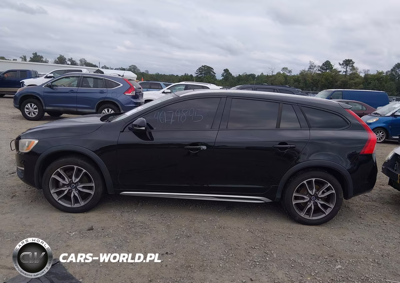2016 Volvo V60 Cross Country Premier VIN:YV4612HK8G1019258 - 14