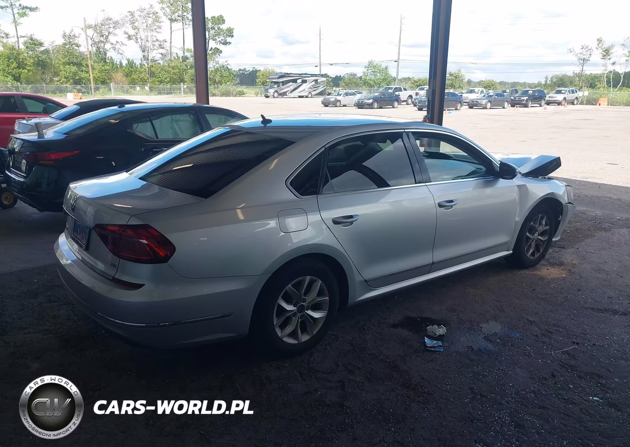 2017 Volkswagen Passat 1.8T S VIN:1VWAT7A39HC073310 - 4