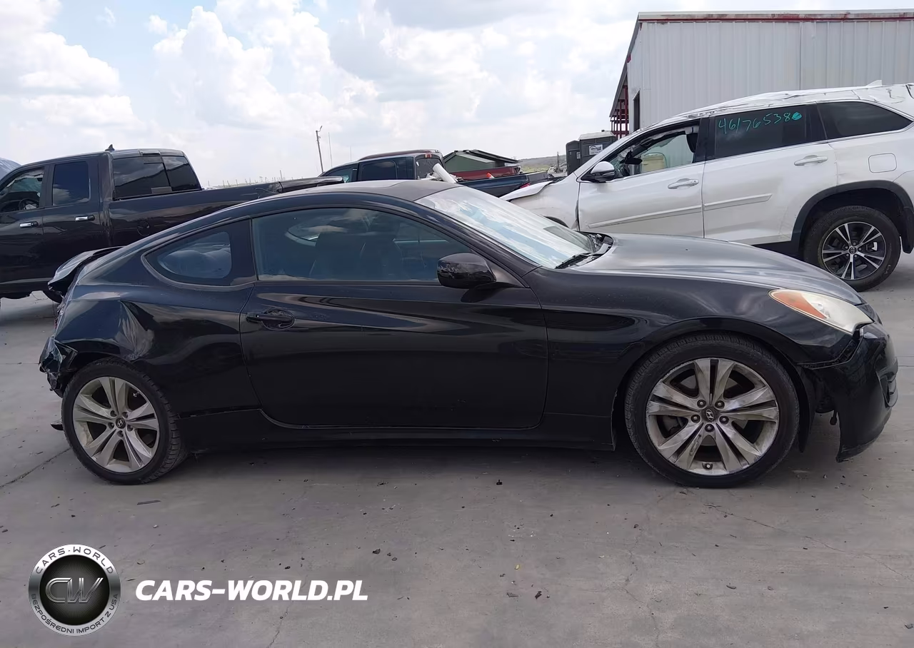2010 Hyundai Genesis 2.0T Premium VIN:KMHHT6KD1AU030515 - 13