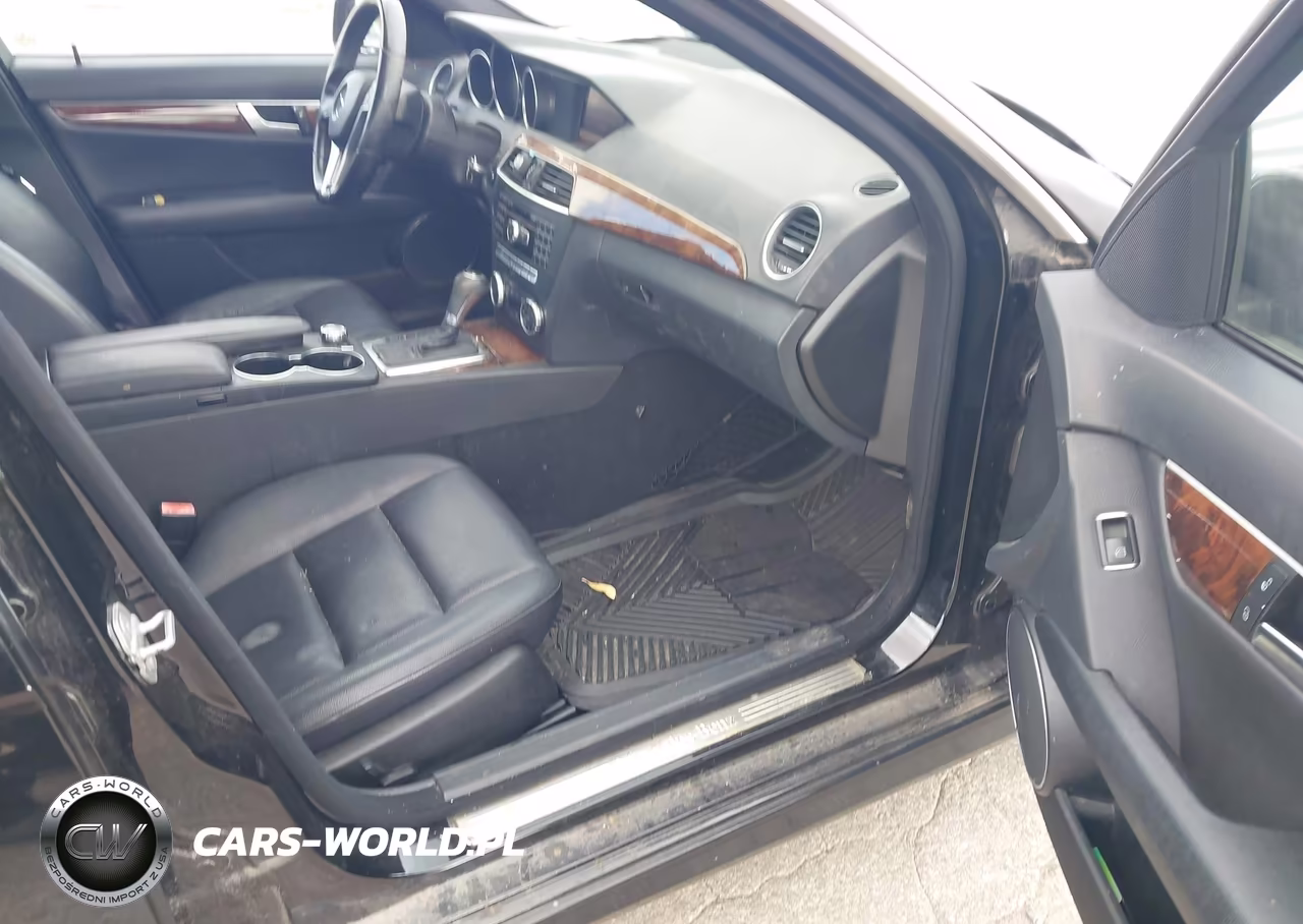 2012 Mercedes-Benz C 300 Luxury 4Matic-Sport 4Matic VIN:WDDGF8BB0CR209187 - 5