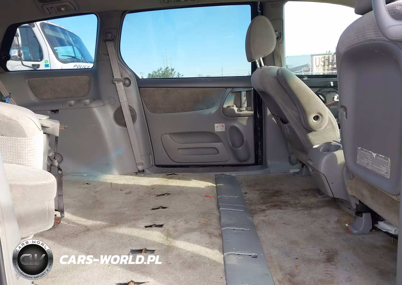 2010 Toyota Sienna Le VIN:5TDKK4CC7AS342074 - 8