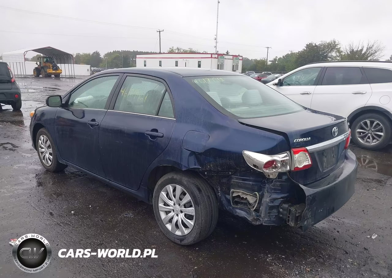 2013 Toyota Corolla Le VIN:2T1BU4EE0DC931425 - 3