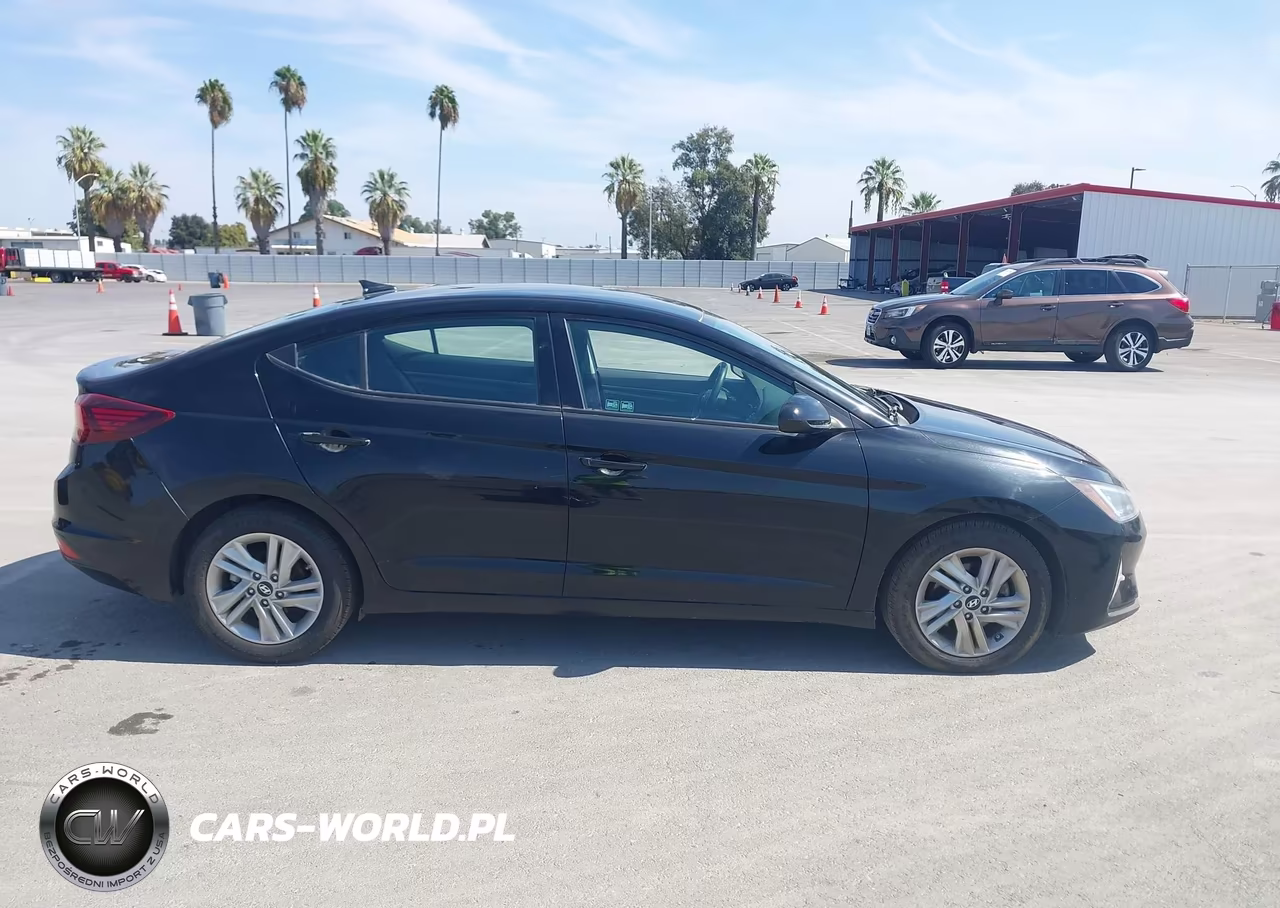 2019 Hyundai Elantra Sel VIN:5NPD84LF3KH440527 - 13