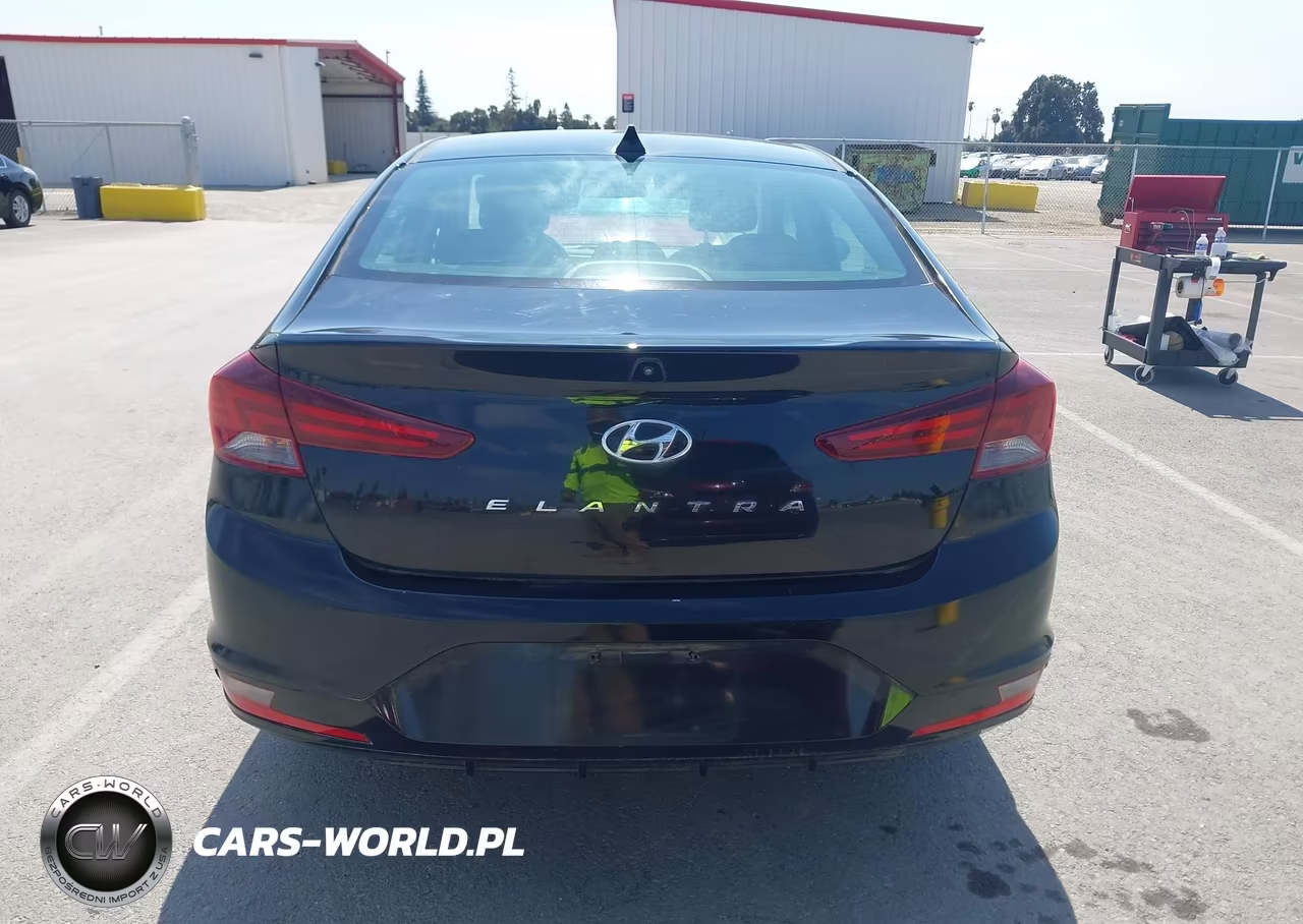 2019 Hyundai Elantra Sel VIN:5NPD84LF3KH440527 - 16