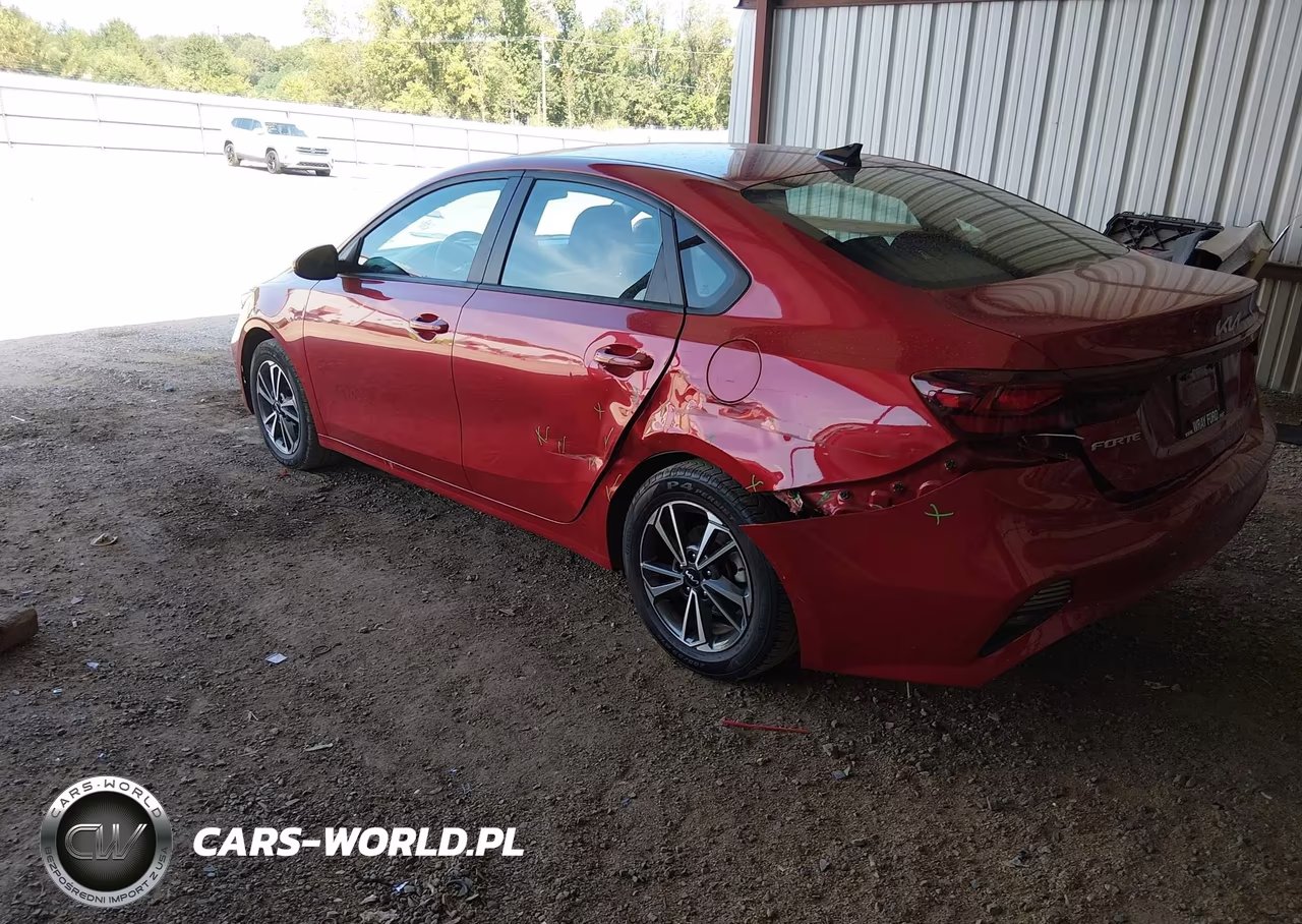 2023 Kia Forte Lxs VIN:3KPF24AD6PE565111 - 3