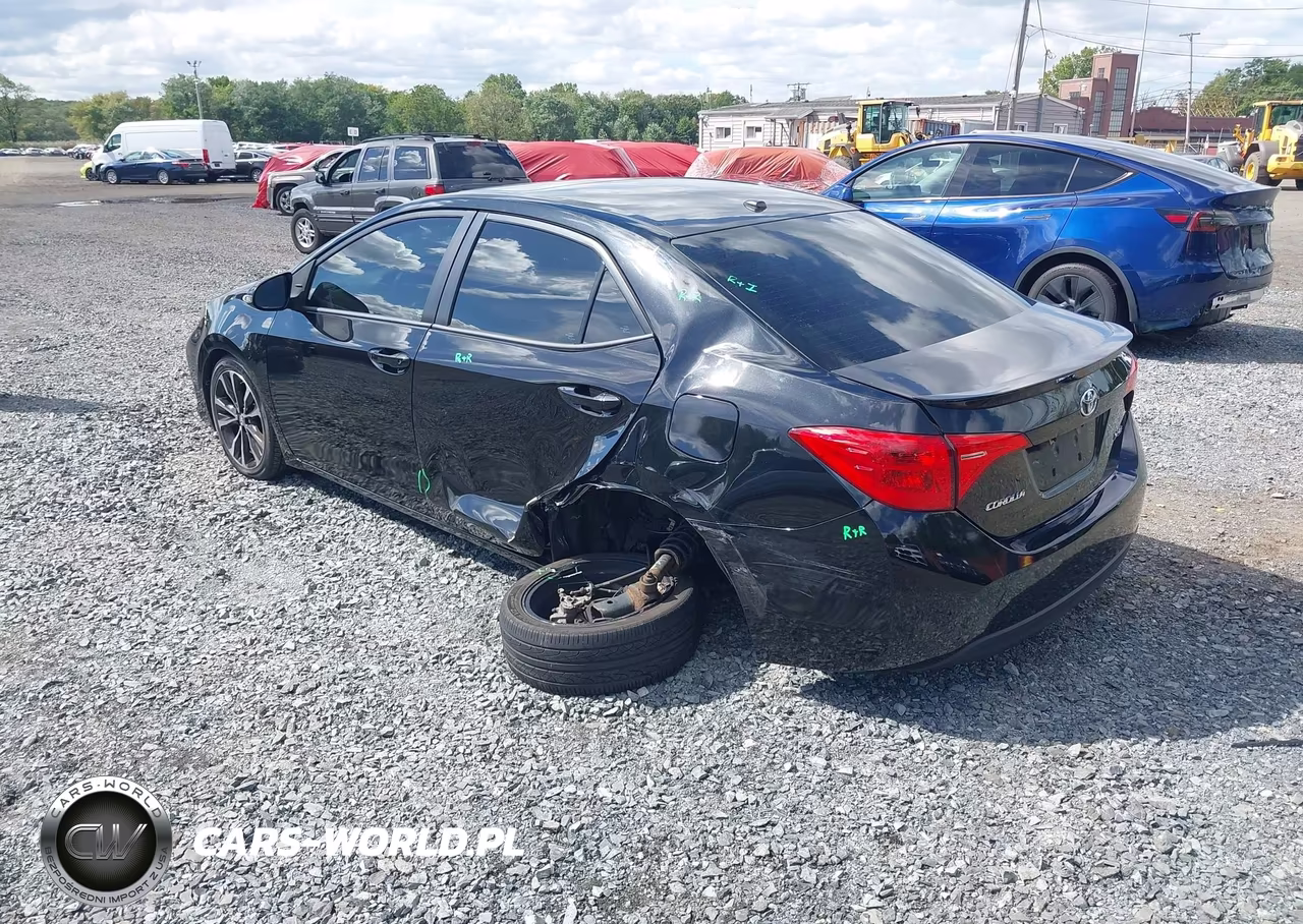 2017 Toyota Corolla Xse VIN:2T1BURHE8HC908585 - 3