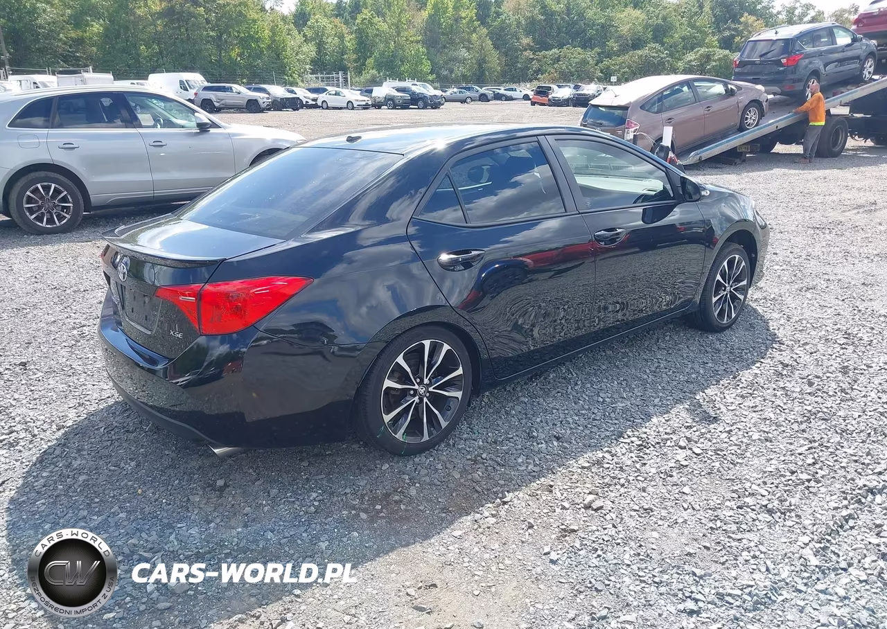 2017 Toyota Corolla Xse VIN:2T1BURHE8HC908585 - 4