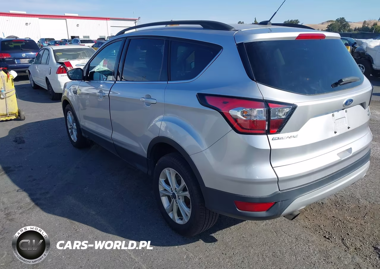 2018 Ford Escape Se VIN:1FMCU0GD4JUD03332 - 3