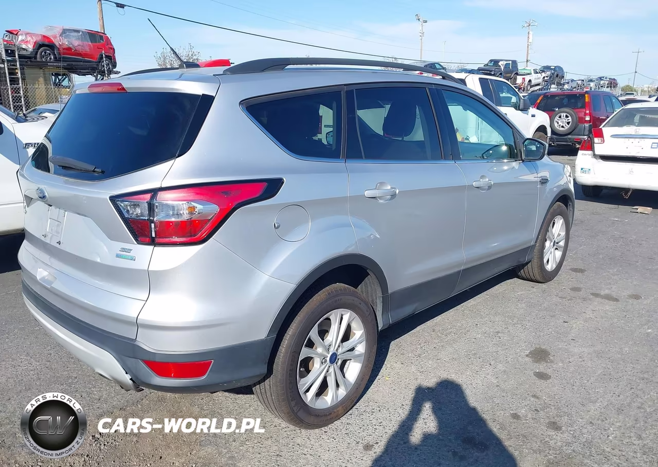 2018 Ford Escape Se VIN:1FMCU0GD4JUD03332 - 4