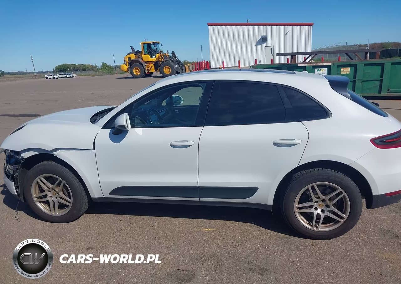 2017 Porsche Macan VIN:WP1AA2A56HLB81945 - 14