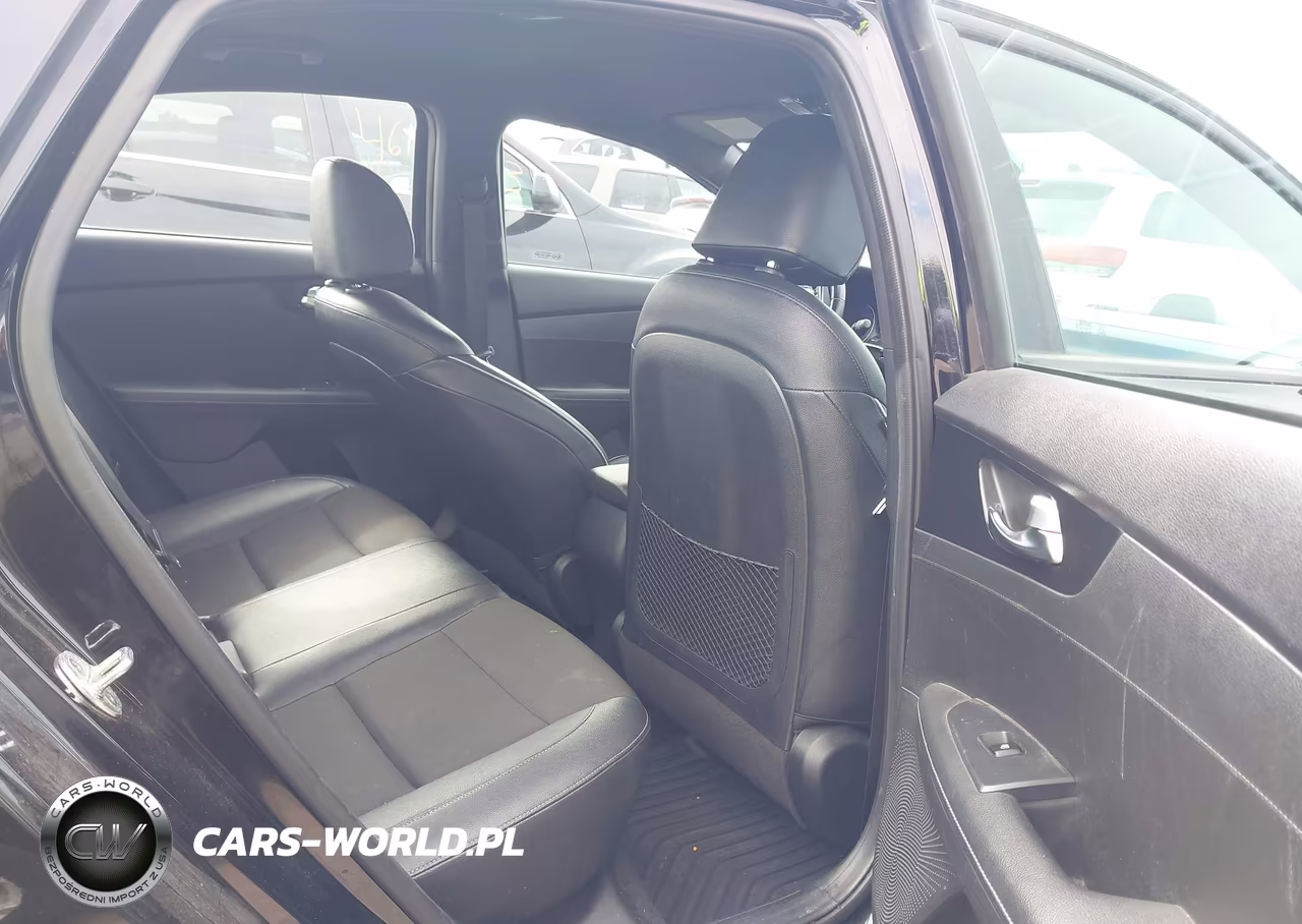 2020 Kia Forte Gt-Line VIN:3KPF34AD6LE257346 - 8