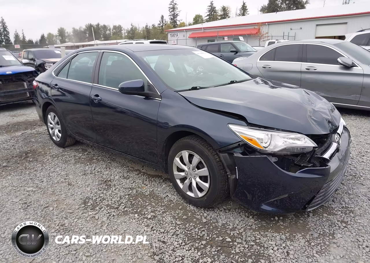 2016 Toyota Camry Le