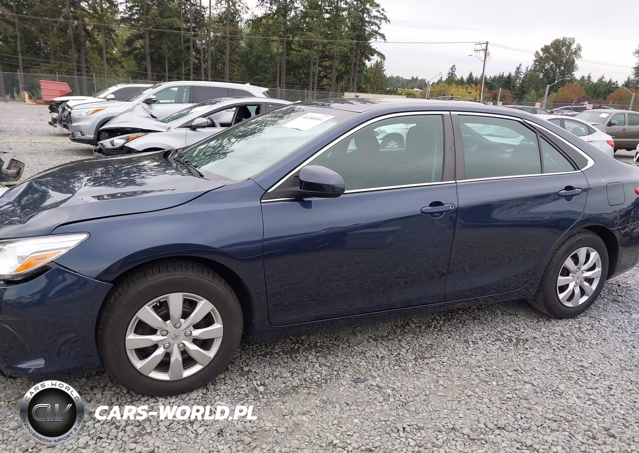 2016 Toyota Camry Le VIN:4T4BF1FK4GR517246 - 14