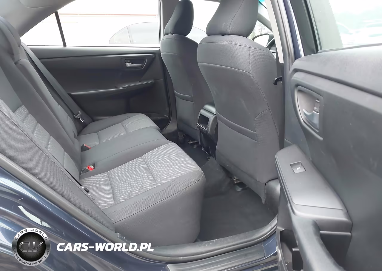 2016 Toyota Camry Le VIN:4T4BF1FK4GR517246 - 18