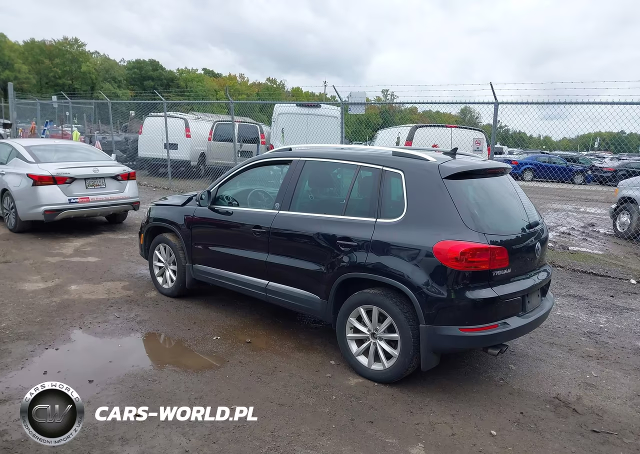 2017 Volkswagen Tiguan 2.0T Wolfsburg Edition VIN:WVGSV7AX8HW508624 - 3