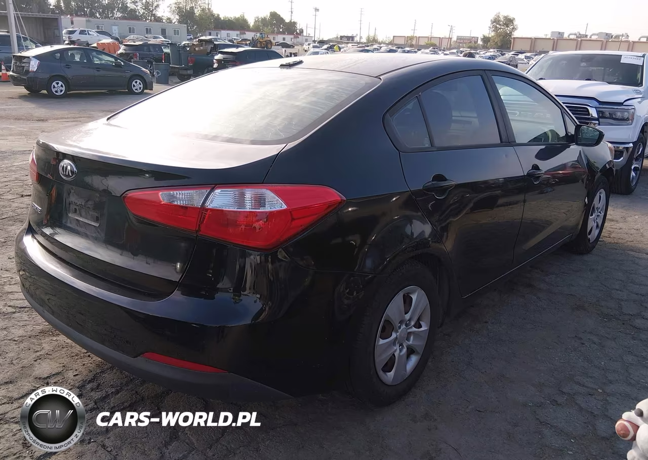 2016 Kia Forte Lx VIN:KNAFK4A63G5595001 - 4