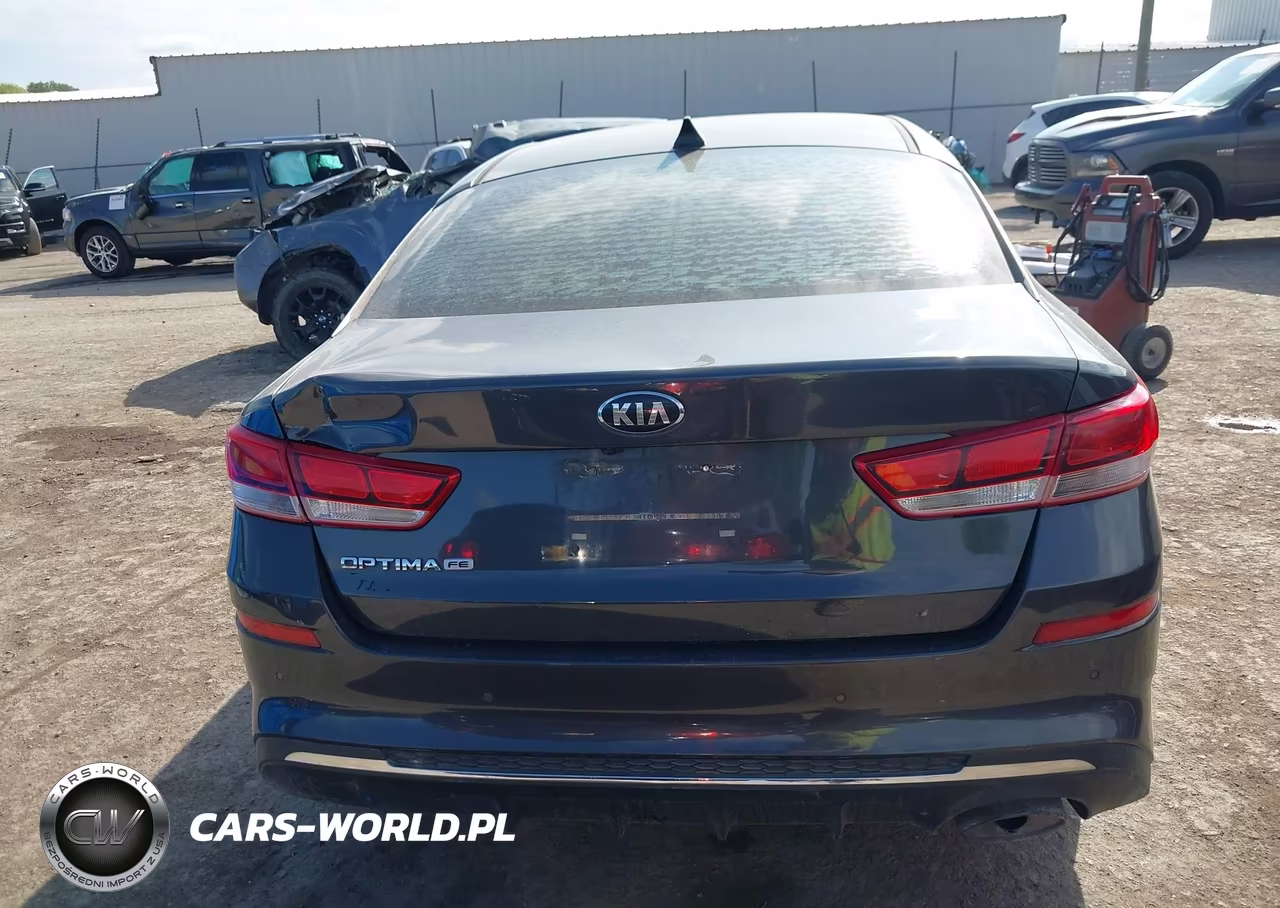2019 Kia Optima Lx VIN:5XXGT4L33KG319638 - 16