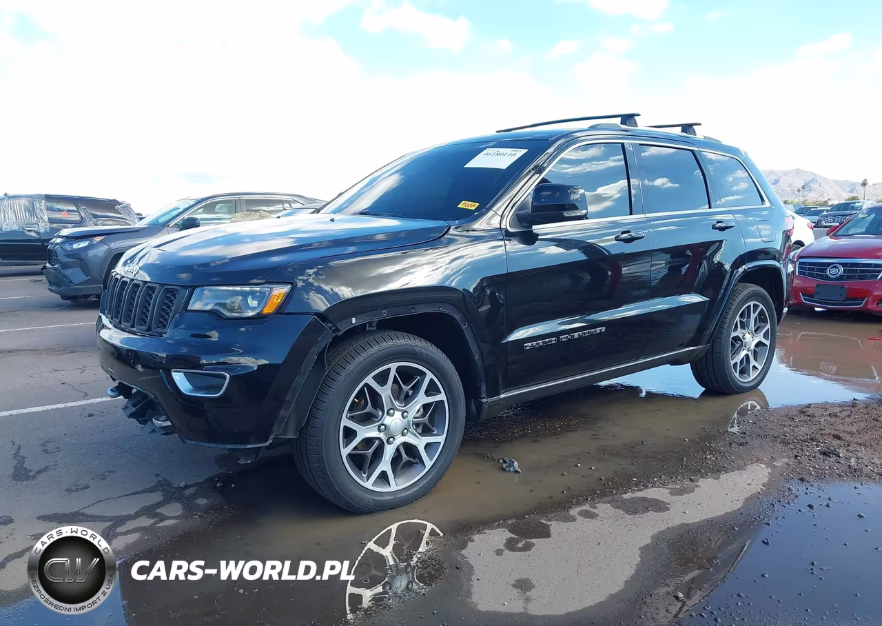 2018 Jeep Grand Cherokee Sterling Edition 4X2 VIN:1C4RJEBG8JC369877 - 2