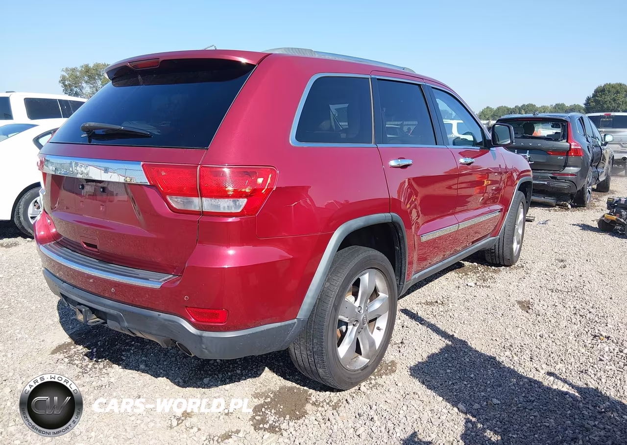 2013 Jeep Grand Cherokee Overland VIN:1C4RJECG3DC526475 - 4