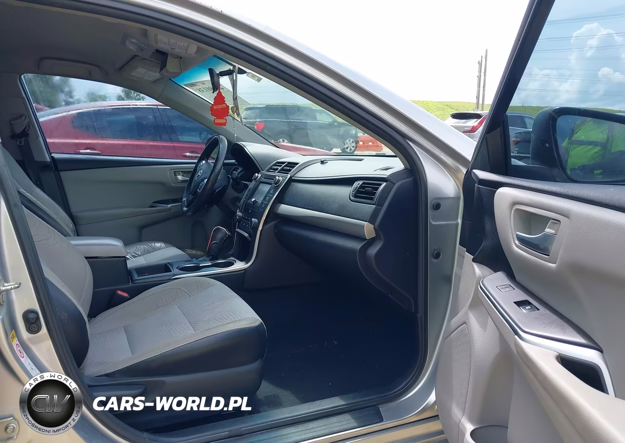 2017 Toyota Camry Se VIN:4T1BF1FK3HU387598 - 5