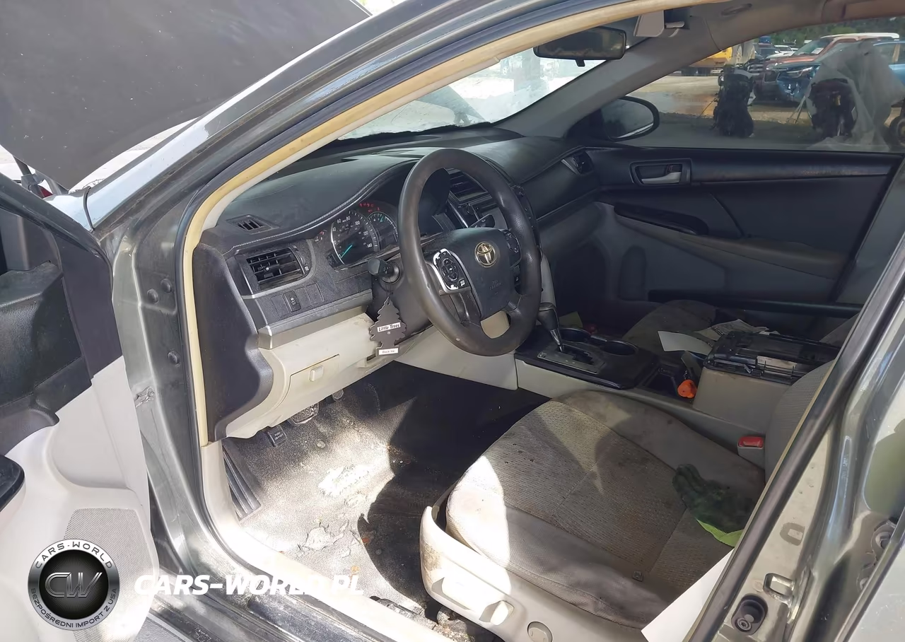 2014 Toyota Camry Le VIN:4T4BF1FKXER357323 - 5