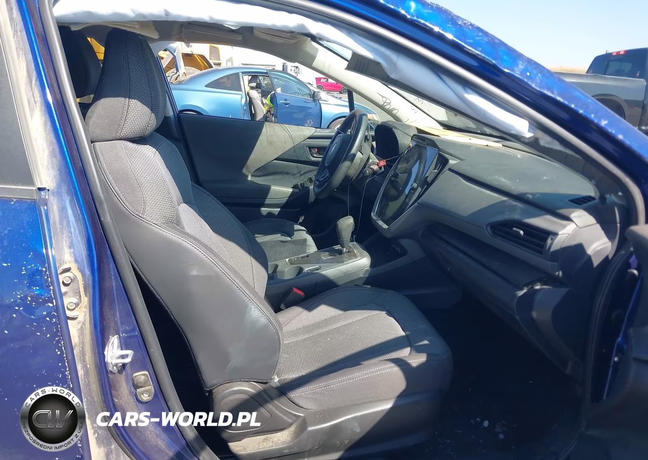 2024 Subaru Crosstrek Premium VIN:JF2GUADC4R8304025 - 5