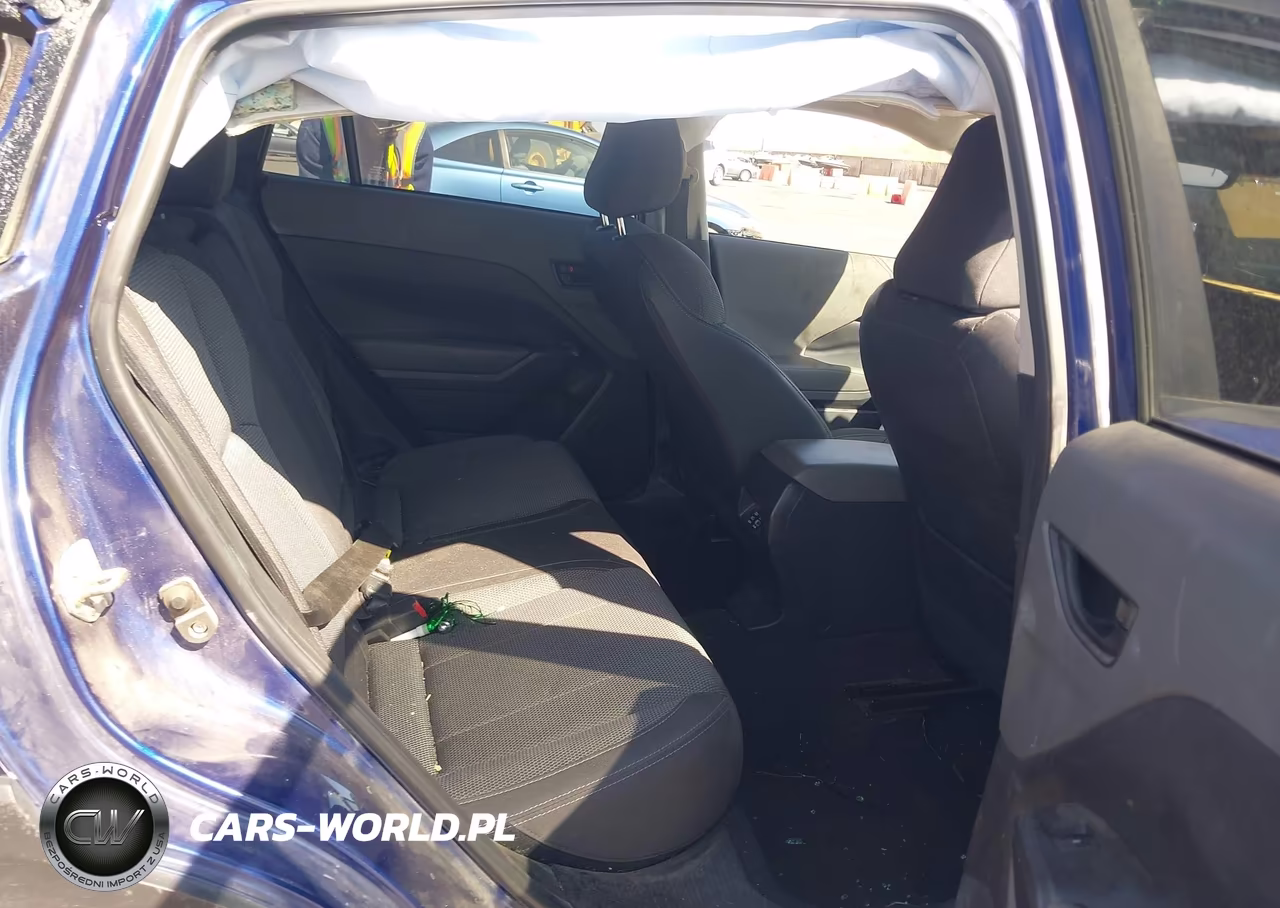 2024 Subaru Crosstrek Premium VIN:JF2GUADC4R8304025 - 8