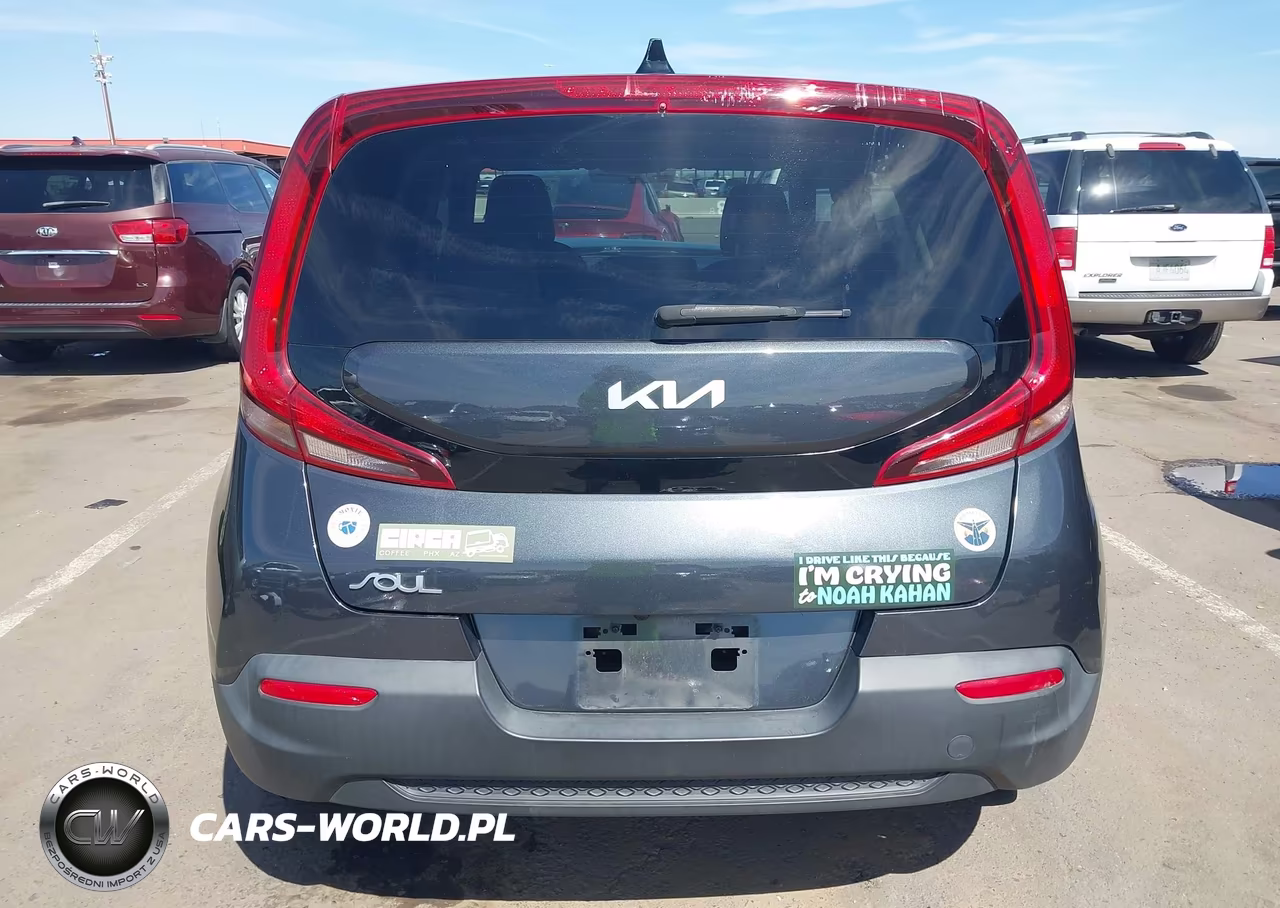 2022 Kia Soul Lx VIN:KNDJ23AU0N7824046 - 16