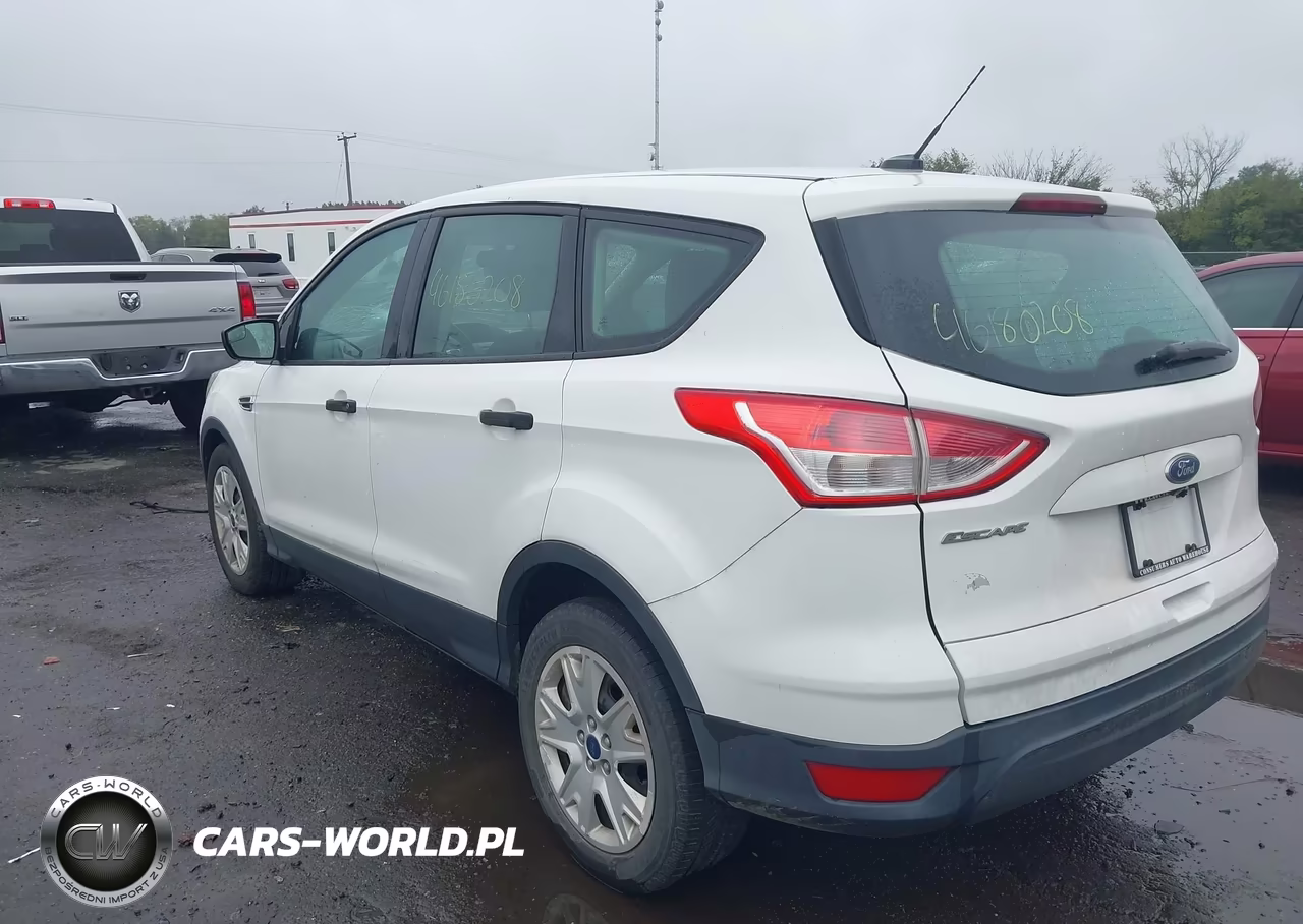 2016 Ford Escape S VIN:1FMCU0F70GUB62084 - 3